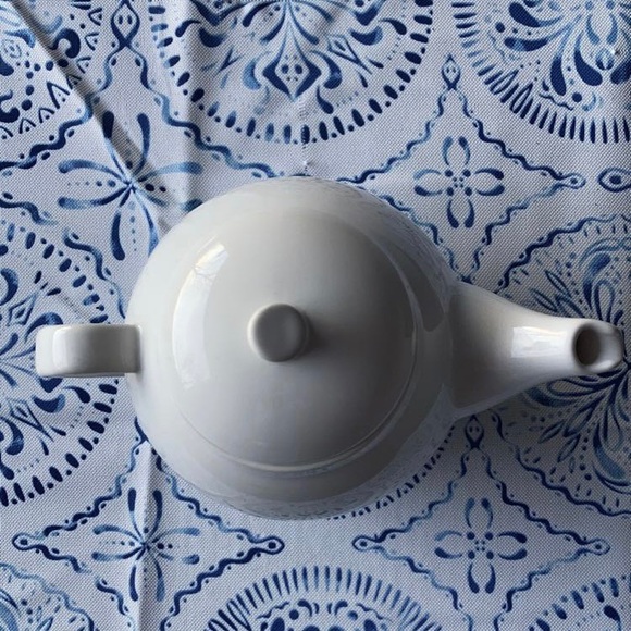 Davids Tea Teapot - Picture 2 of 2